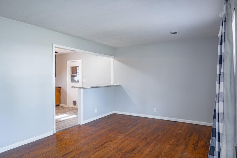 416 Regal Dr, Tunnel Hill, GA 30755