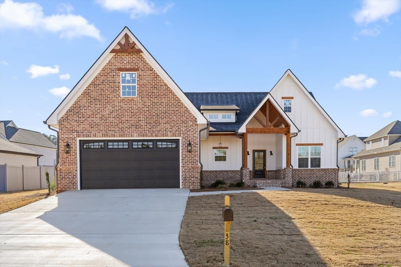 38 Keating St, Chatsworth, GA 30705