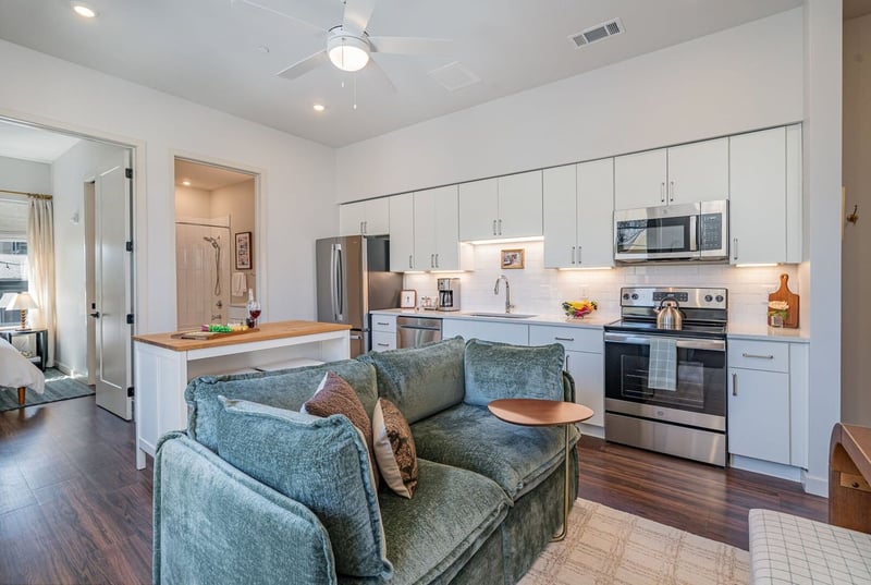 1014 16th Ave S #211, Nashville, TN 37212