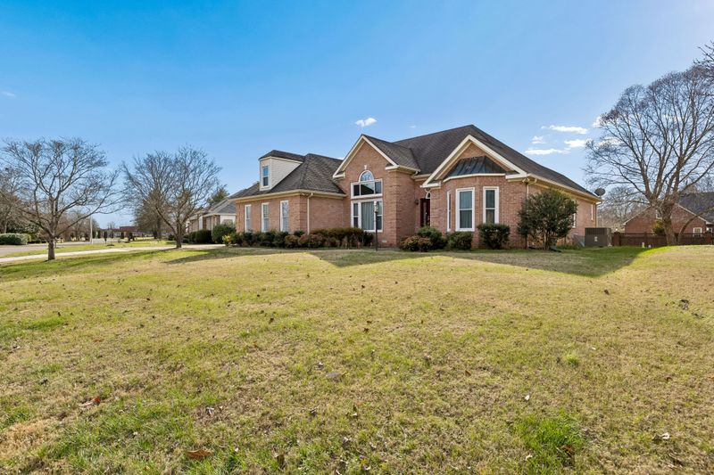 1534 Kensington Dr, Murfreesboro, TN 37130