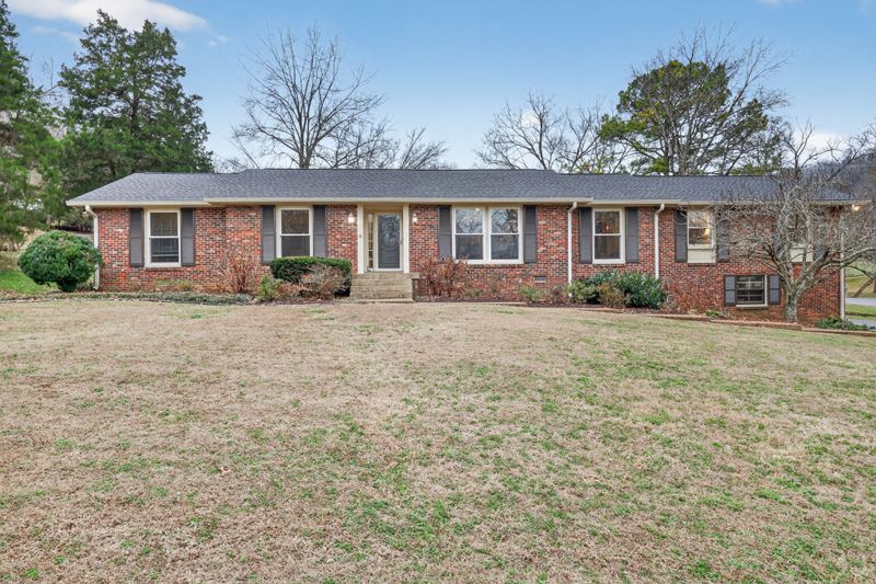 800 Cammack Ct, Nashville, TN 37205