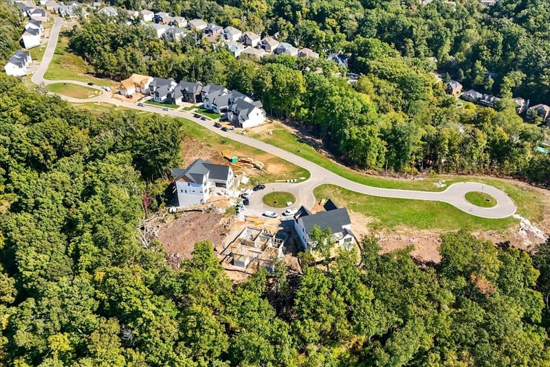 832 Summit Oaks Ct, Nashville, TN 37221