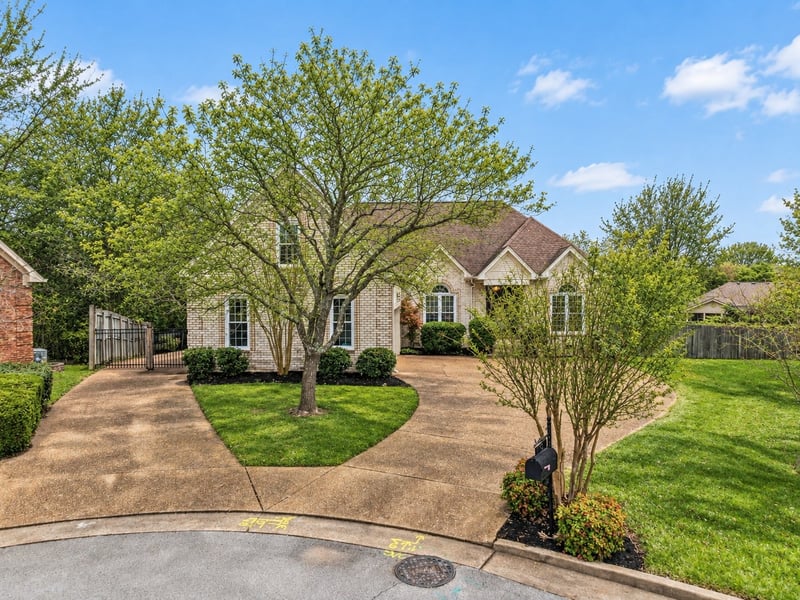 132 Windchase Rn, Hermitage, TN 37076