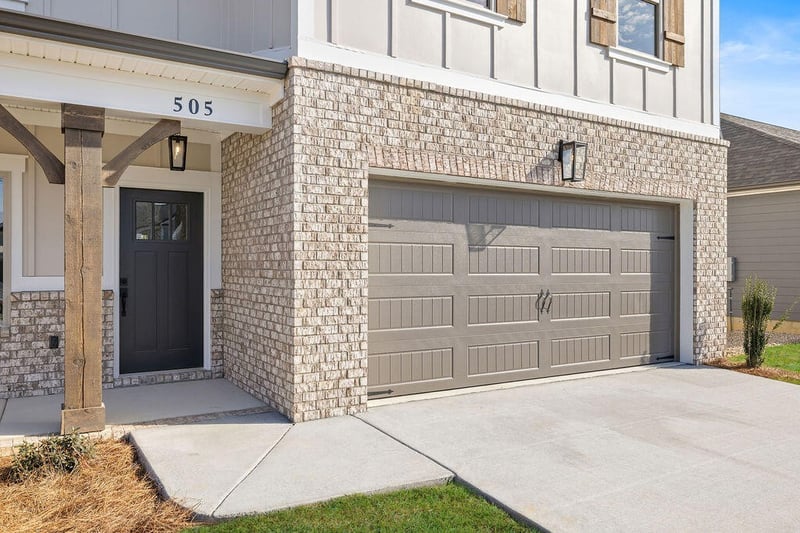 505 Winchester Dr, Rossville, GA 30741