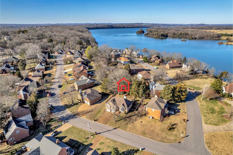2015 Woods Rn, Mount Juliet, TN 37122