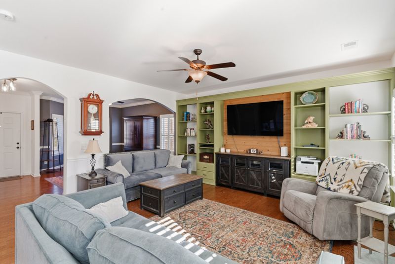 7072 Northridge Dr, Nashville, TN 37221