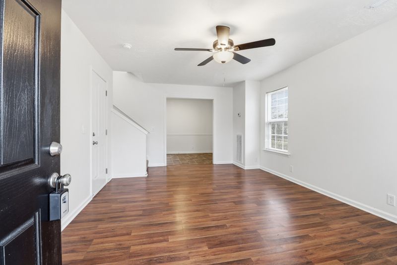 3058 Ace Wintermeyer Dr, La Vergne, TN 37086