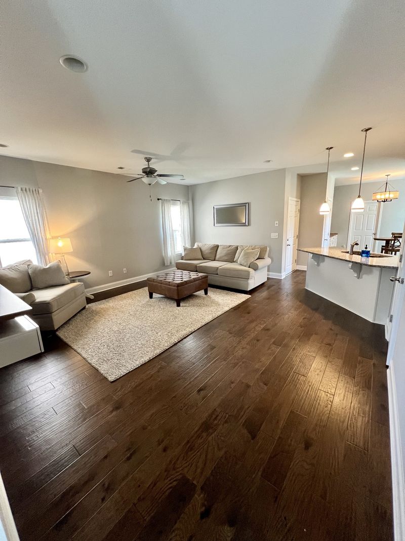 319 Carellton Dr, Gallatin, TN 37066