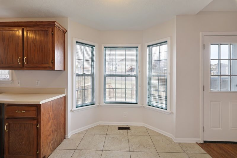 244 Green Hills Dr, Springfield, TN 37172