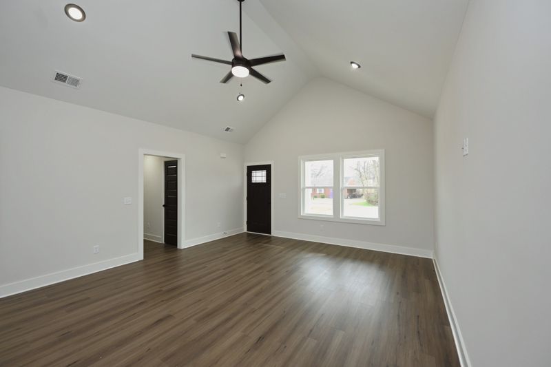 1609B Elizabeth Rd, Nashville, TN 37218