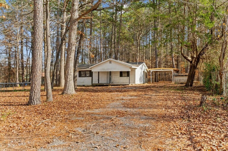 4337 Banks Dr SE, Dalton, GA 30721
