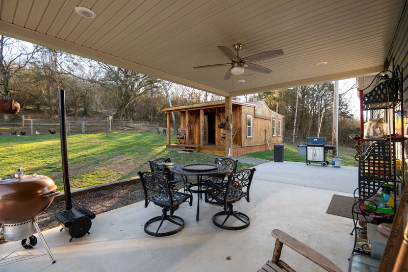 14 Lost Creek Ln, Carthage, TN 37030