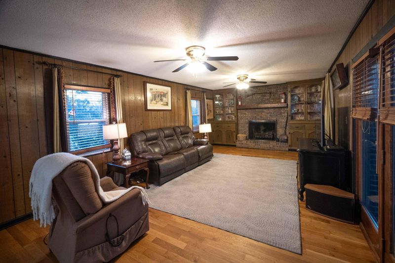 267 Quail Run Ln, Ringgold, GA 30736