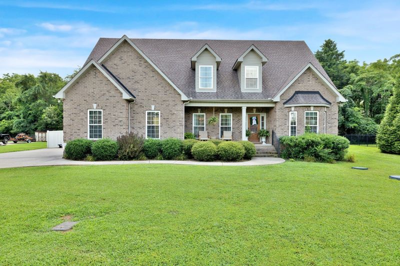 508 Serviceberry Dr, Murfreesboro, TN 37128