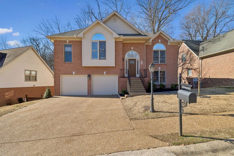 3821 Lakeridge Rn, Nashville, TN 37214