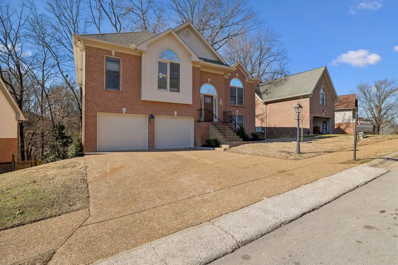 3821 Lakeridge Rn, Nashville, TN 37214