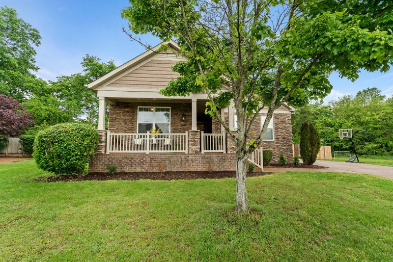 2014 Morton Dr, Spring Hill, TN 37174