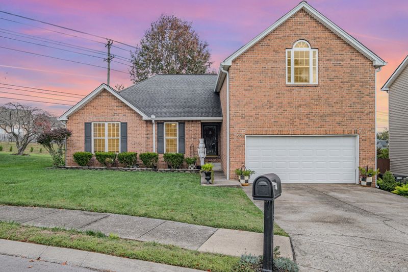 1312 Chapman Ct, Spring Hill, TN 37174