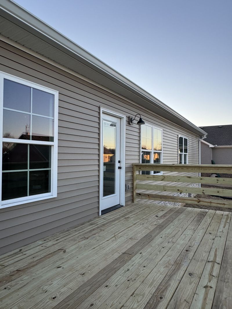 107 Thacker Dr, Portland, TN 37148