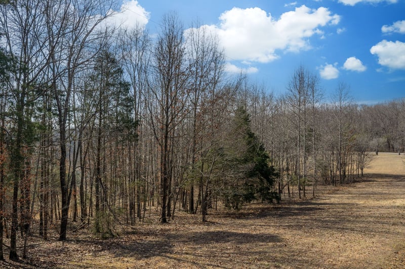 0 Deal Rd, Burns, TN 37029