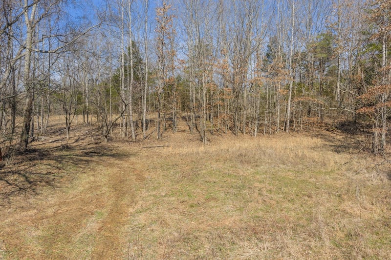 0 Deal Rd, Burns, TN 37029