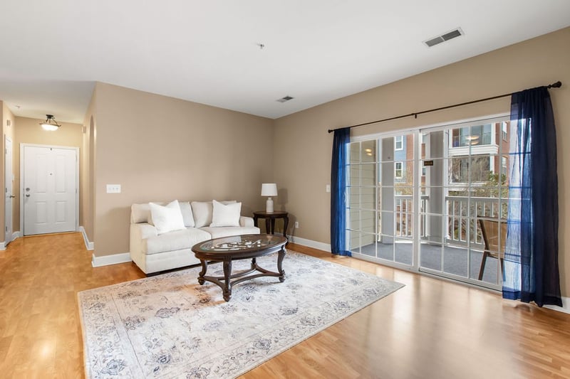 8045 Bienville Dr #5, Nashville, TN 37211