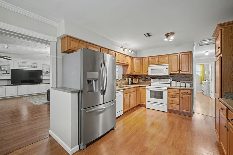 1922 Shelley St, Murfreesboro, TN 37129