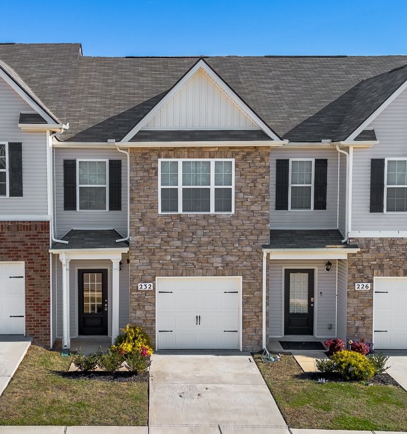 232 Warrior Pl, Ashland City, TN 37015