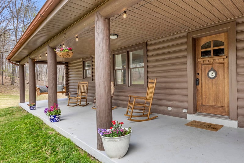1300 Ridge Rd, Dickson, TN 37055
