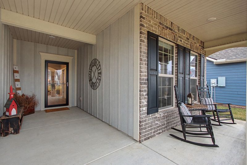 1022 Sumner Grv, Spring Hill, TN 37174