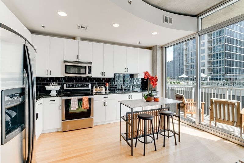 301 Demonbreun St #911, Nashville, TN 37201