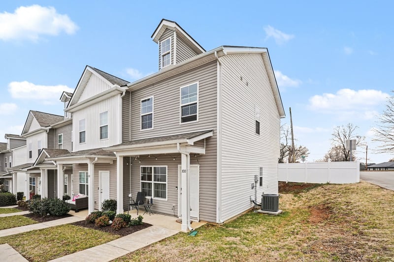 100 Kathryn Ct, Columbia, TN 38401