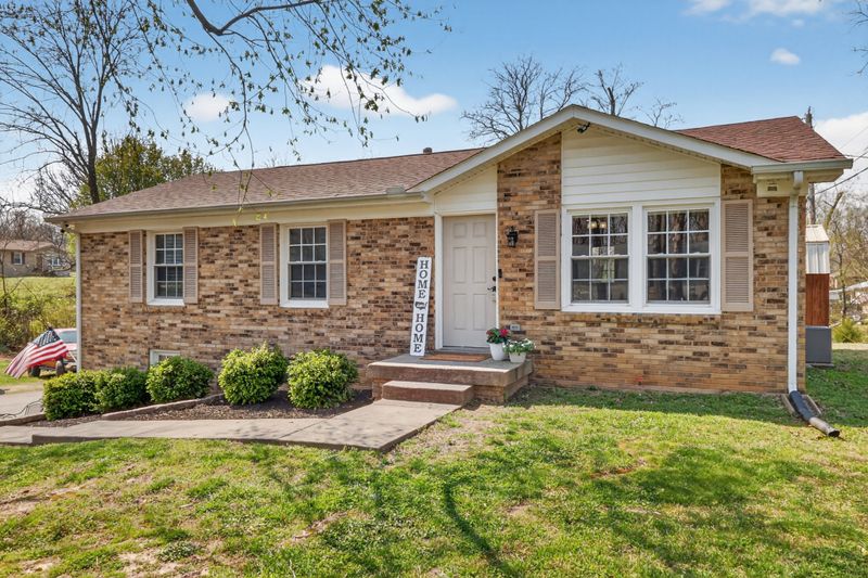 115 Spanish Ct, Dickson, TN 37055