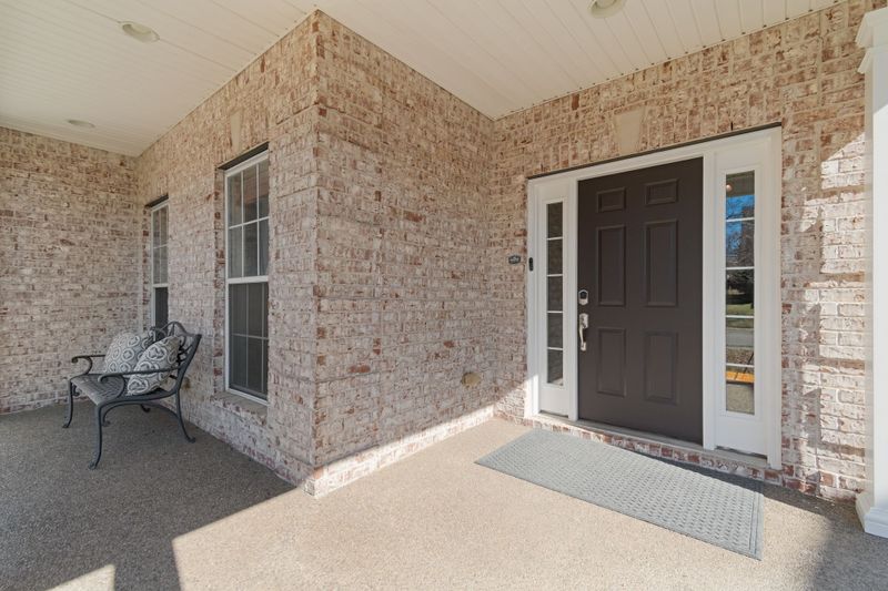 3013 Honeysuckle Dr, Spring Hill, TN 37174