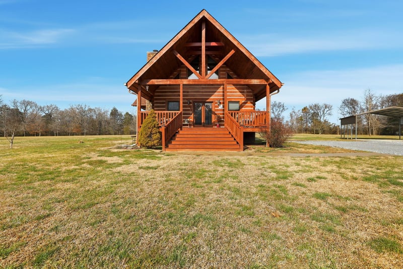 313 Lowry Ln, Chickamauga, GA 30707