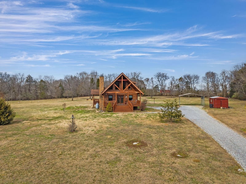 313 Lowry Ln, Chickamauga, GA 30707