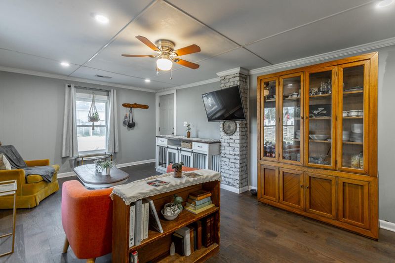 801 Lee Ave, Rossville, GA 30741