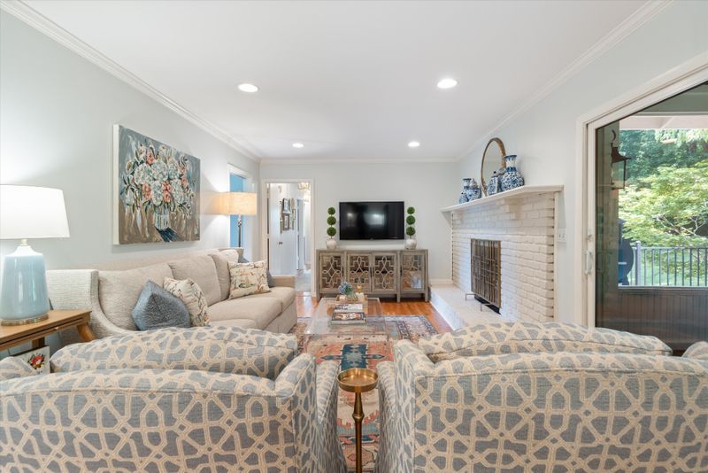 774 Rodney Dr, Nashville, TN 37205