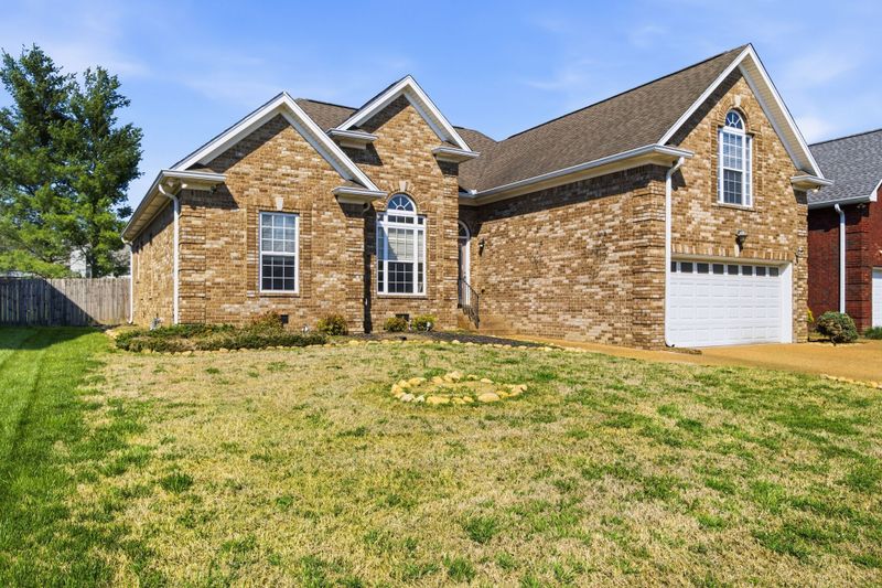 1009 Stonehollow Way, Mount Juliet, TN 37122
