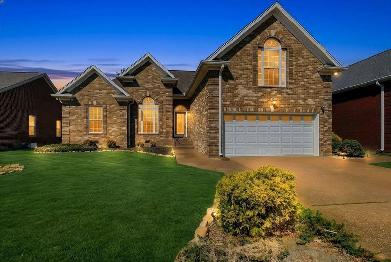1009 Stonehollow Way, Mount Juliet, TN 37122