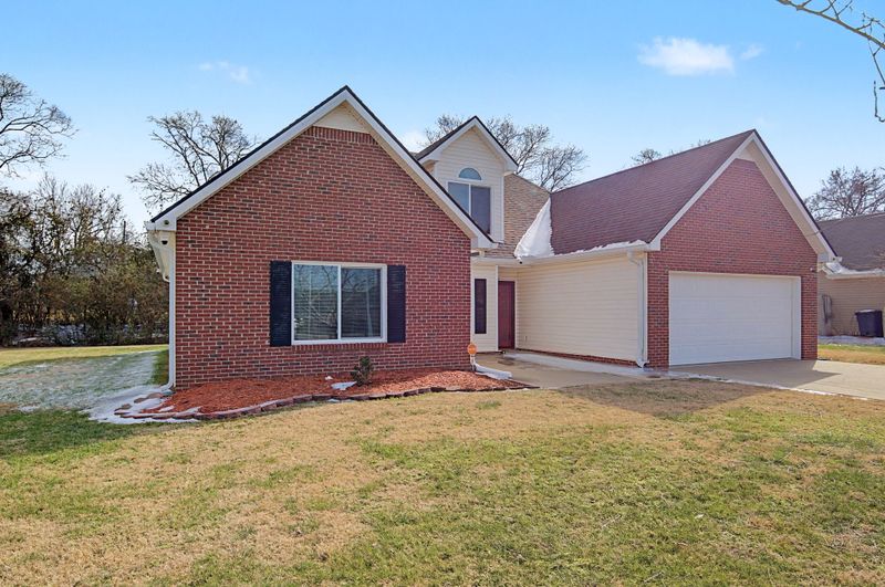 2247 Rosecran Cir, La Vergne, TN 37086