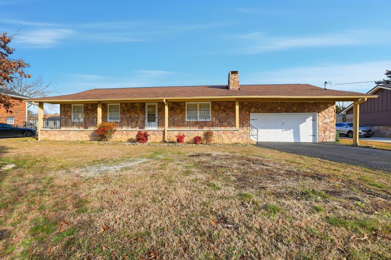 1708 Cannon Dr, Fort Oglethorpe, GA 30742