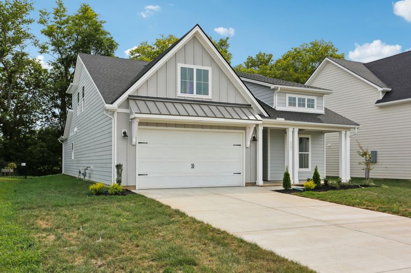 7727 Danswerk Dr, Murfreesboro, TN 37127