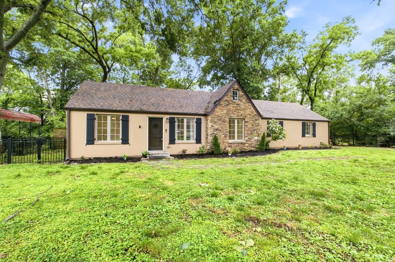 5905 Old Harding Pike, Nashville, TN 37205