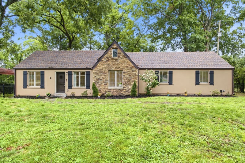 5905 Old Harding Pike, Nashville, TN 37205