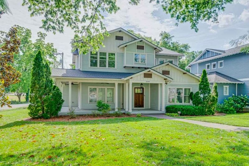 2609 Vaulx Ln, Nashville, TN 37204