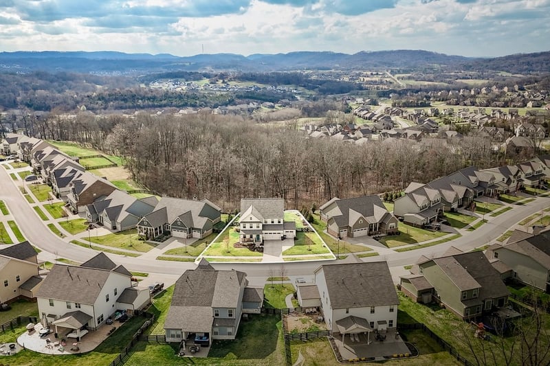7145 Sky Meadow Dr, College Grove, TN 37046
