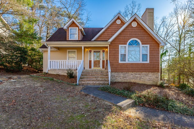 42 Hope Dr, Rock Spring, GA 30739