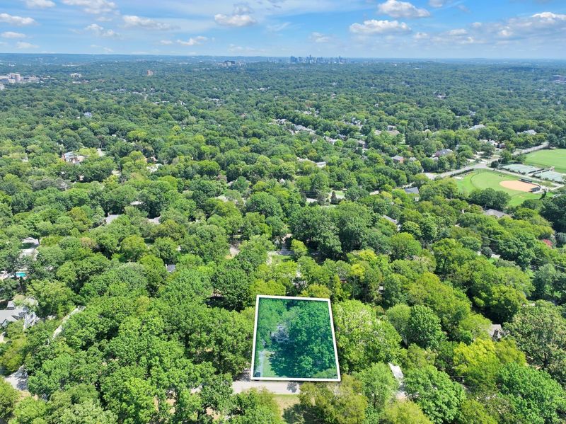4312 Sunnybrook Dr, Nashville, TN 37205