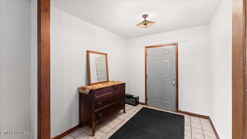 2956 Clover Hill Ridge Rd, Maryville, TN 37801